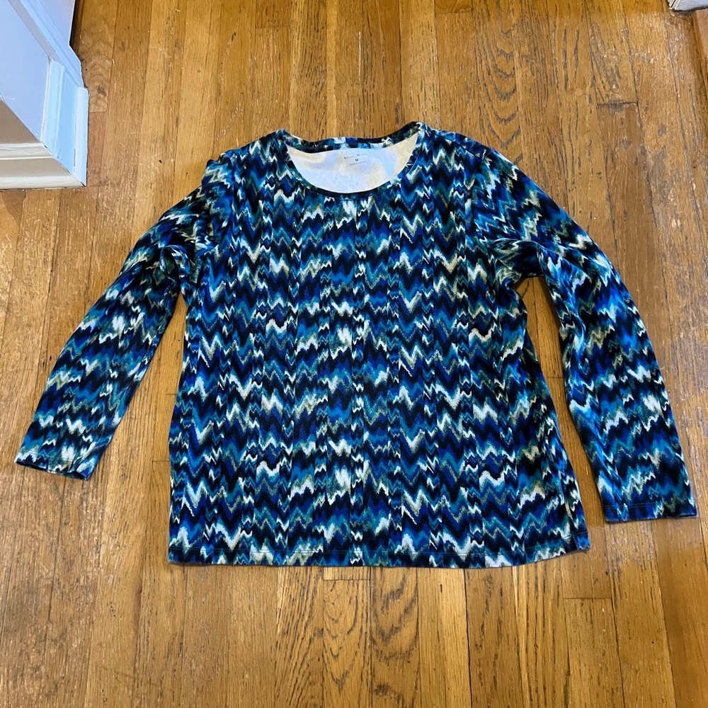 Blue green geometric pattern long sleeve T-shirt